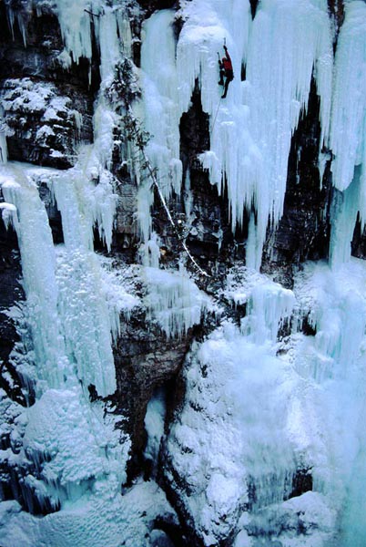 Ice & Rock Mixed Climb, Banff - Will Kahlerg
